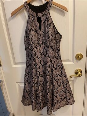R & M Collection. Women's Lace Midi